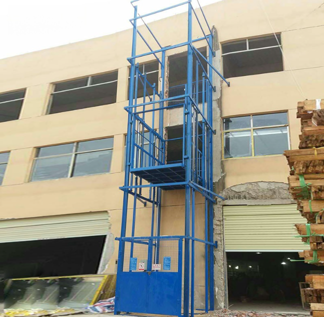 盘锦建材厂室外物料提升